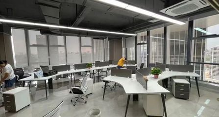 月薪5000+，辦公環(huán)境好！萬達(dá)附近高端寫字樓等你來